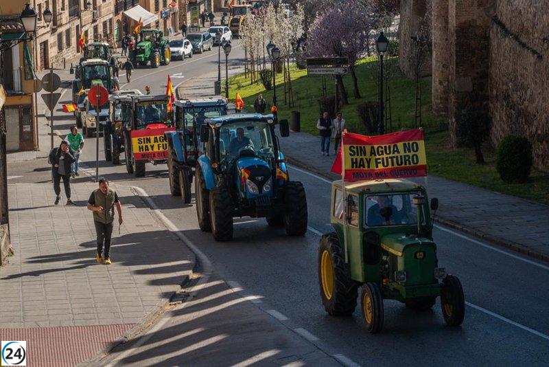 Unión de Uniones exige elecciones en el sector agrario para competir con organizaciones favorecidas por la Junta.