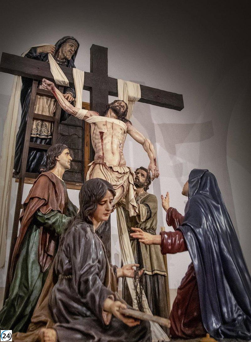 El Descendimiento enriquece la procesión del Santo Entierro de Hellín