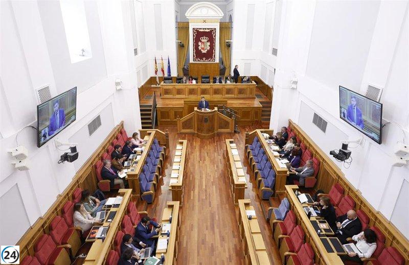 Partidos de derecha se unen para presionar a Óscar Puente sobre la conexión ferroviaria Albacete-Cartagena.