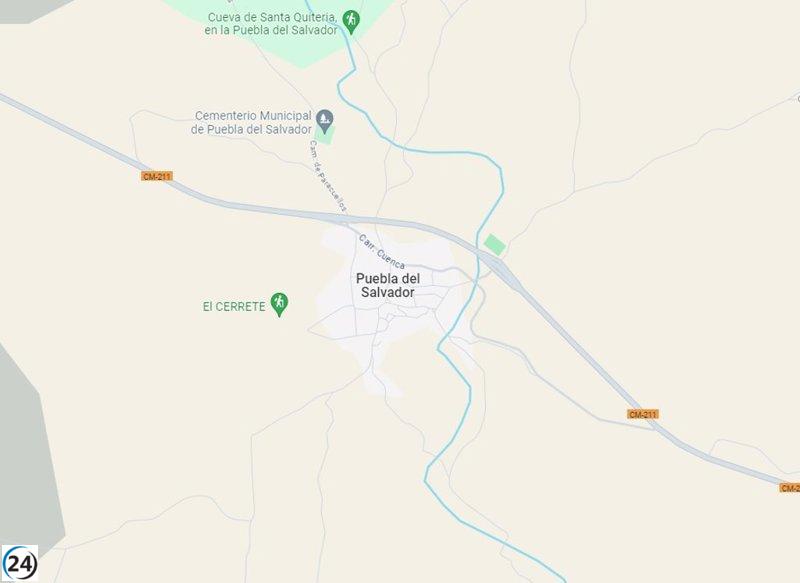 Accidente mortal en Puebla del Salvador: hombre fallece en choque entre turismo y camión.