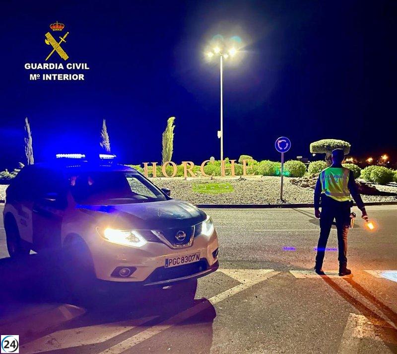 Jóvenes vandalizan vehículos en Horche: dos detenidos