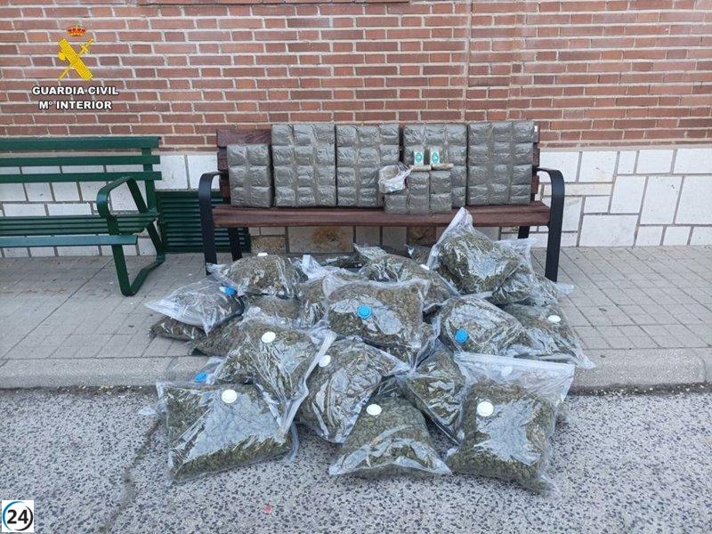 La Guardia Civil decomisa 300 kilos de hachís en Ciudad Real en tres operativos en la A-4.