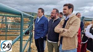 El PP de Castilla-La Mancha critica a Page por respaldar a Sánchez en el Comité, calificando su gestión de secuestro nacional por cinco días.
