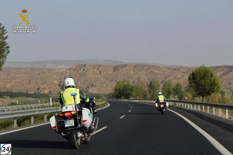 Infractor denunciado por circular a 135 km/h sin casco en la A-2 de Guadalajara.