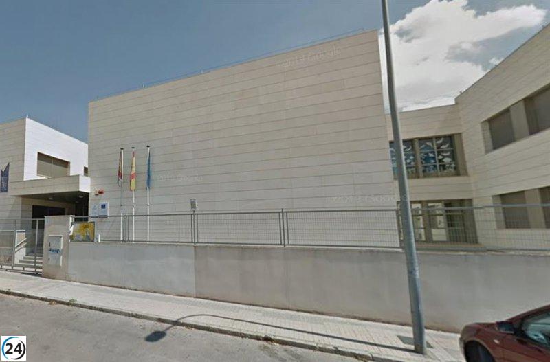 Incendio en el lavavajillas obliga a desalojar a alumnos del CEIP 'El Santo' en Alcázar.