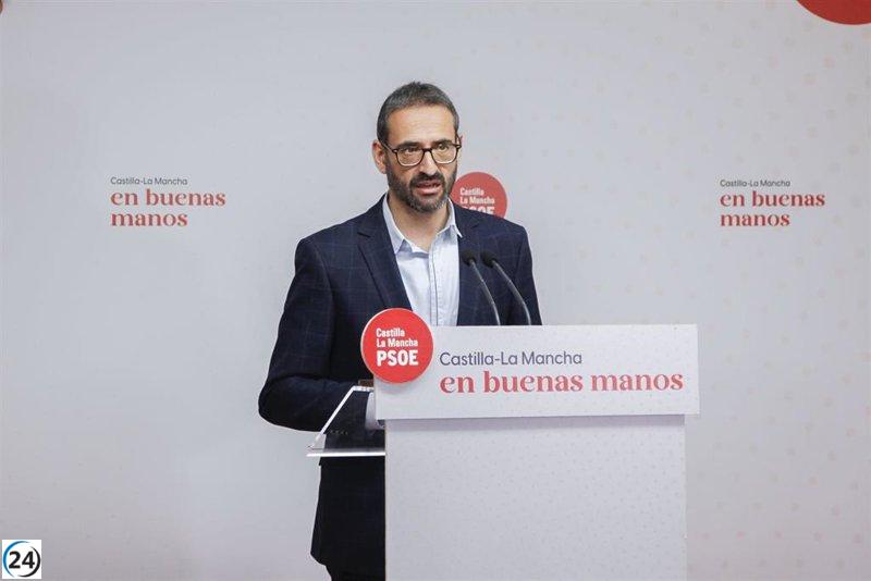 Vicealcalde del PSOE acusa a candidato de Vox de malversación por aparcar coche electoral en garaje municipal.