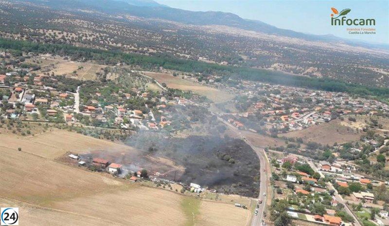 Controlado el fuego en una zona agrícola de El Casar de Escalona