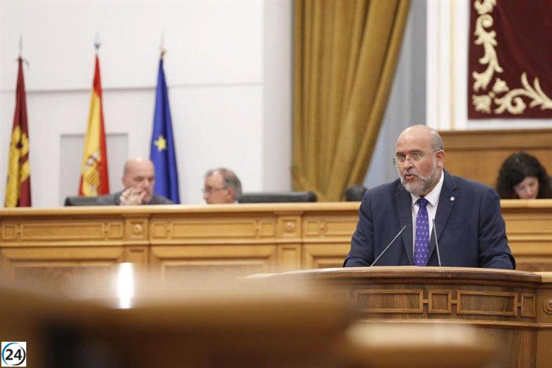 Castilla-La Mancha aprueba Ley de Integridad Pública con el respaldo de PSOE y PP, pero con oposición de Vox.