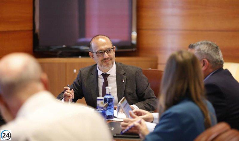 Bellido asegura que la propuesta del PSOE favorecerá a Vox para poner en práctica sus ideas.