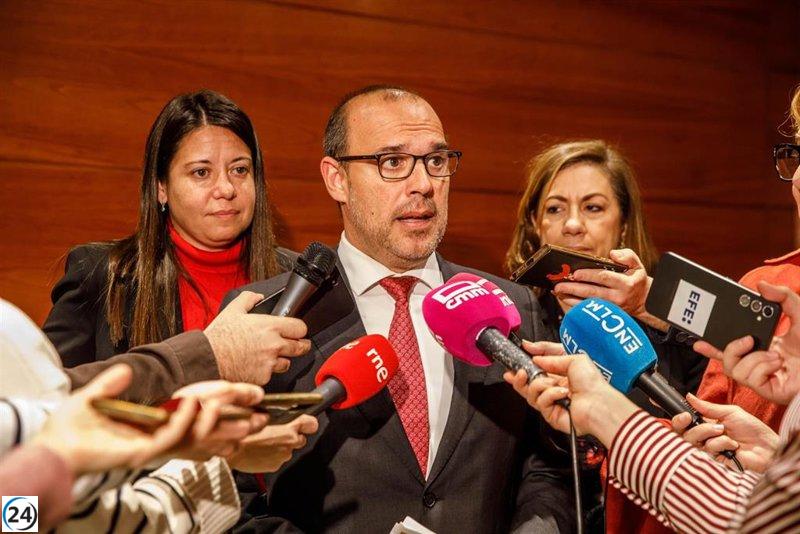 Bellido expresa su descontento por la pausa en la reforma del Estatuto de C-LM y urge a los partidos a reactivarla.