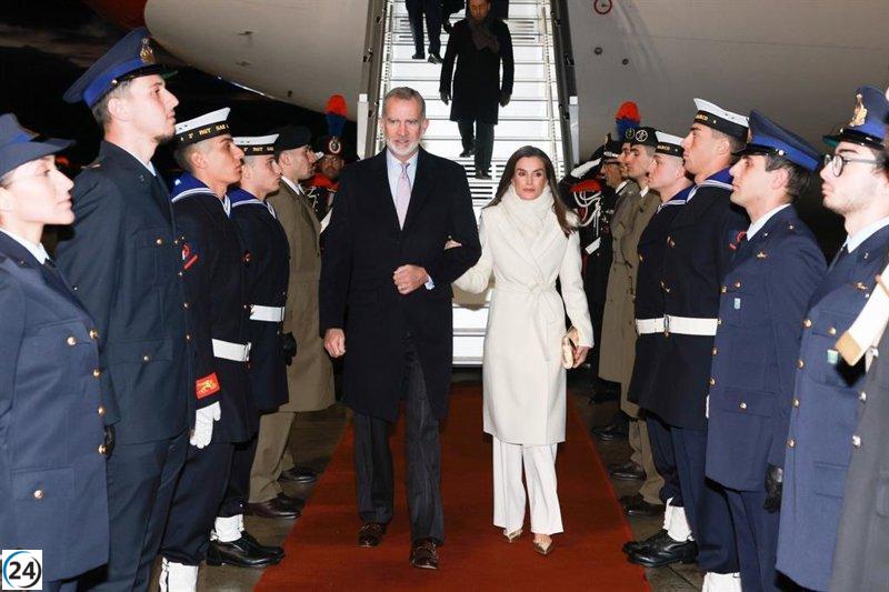 Reyes inaugurará el hospital de Cuenca, coincidiendo con el 20 aniversario de su luna de miel, asegura Page.