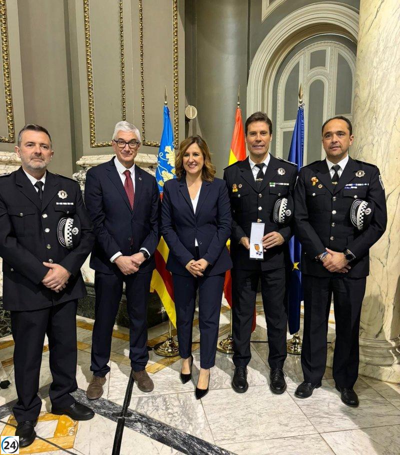 La Policía de Albacete galardonada con la Cruz al Mérito Policial de Valencia por su actuación durante la dana.