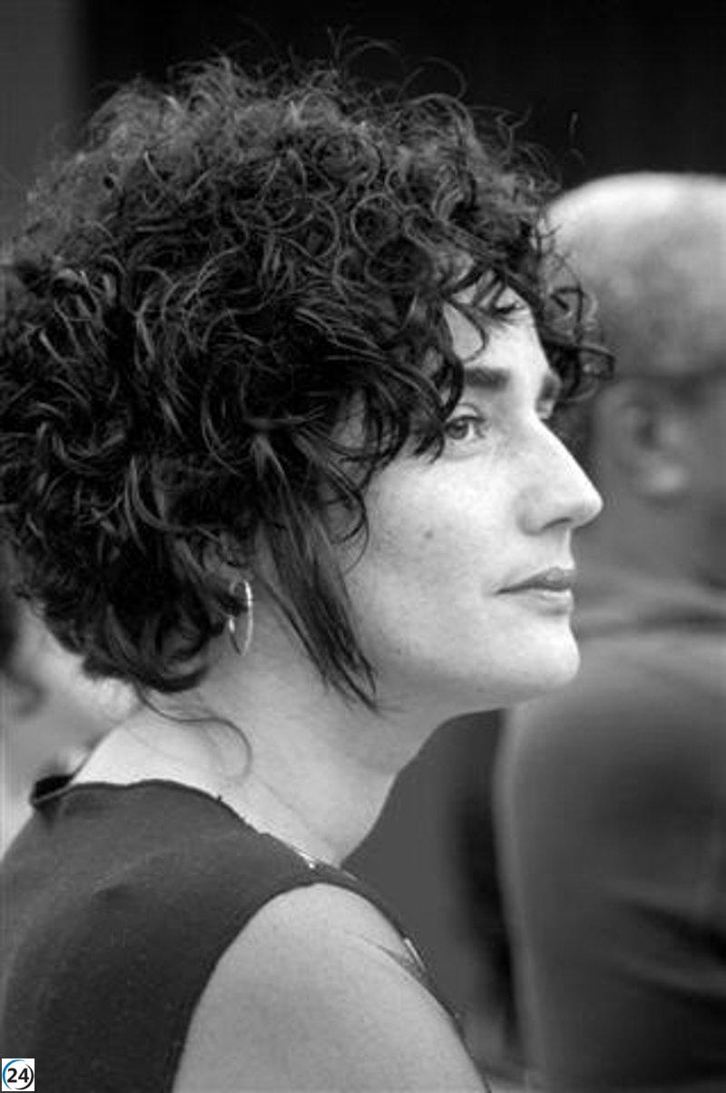 Ternura cubana: Rebeca Murga y Lorenzo junto a Luife Galeano celebran San Valentín en Casas Ahorcadas.