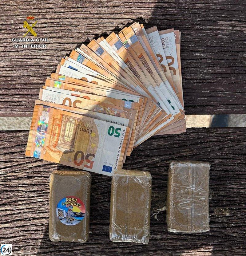 Arrestan a individuo por poseer 300 gramos de hachís y 1.700 euros en Azuqueca de Henares