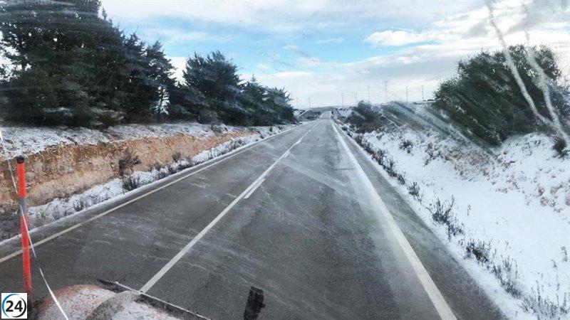 Cuatro rutas escolares en Guadalajara y Cuenca suspendidas por tormentas, 19 estudiantes perjudicados.