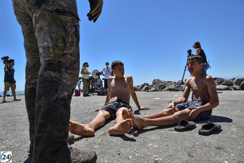 Tolón solicita apoyo a las comunidades autónomas para ayudar a menores migrantes: 