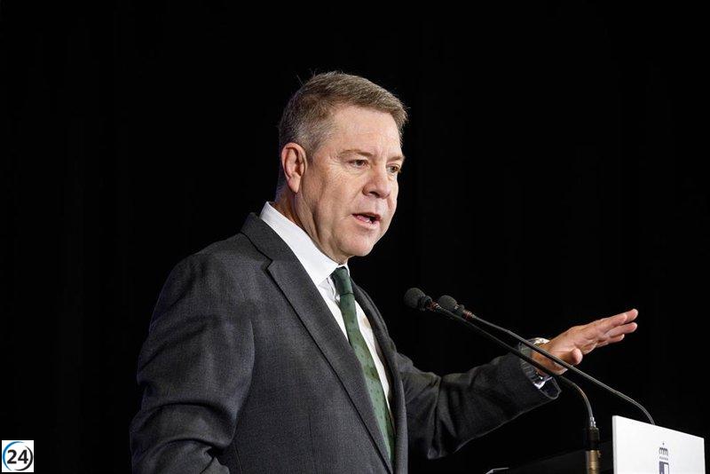 Page defiende la educación universal ante las amenazas del desmantelamiento al estilo Trump en EE. UU.