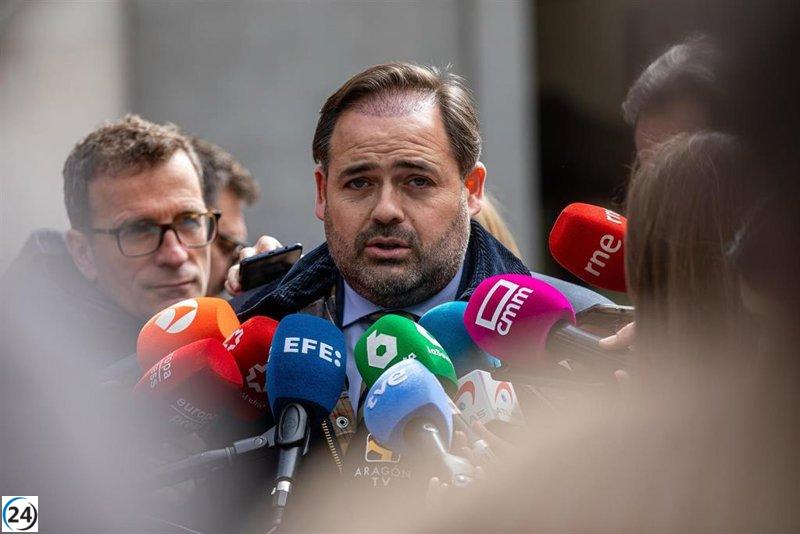 Núñez elogia a Feijóo por su Plan Nacional de Agua, recordando los logros de Aznar en el sector.