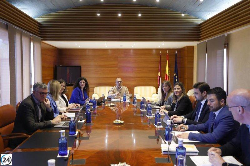 Las Cortes de Castilla-La Mancha votarán esta semana la ley que acompaña el presupuesto de 2025.