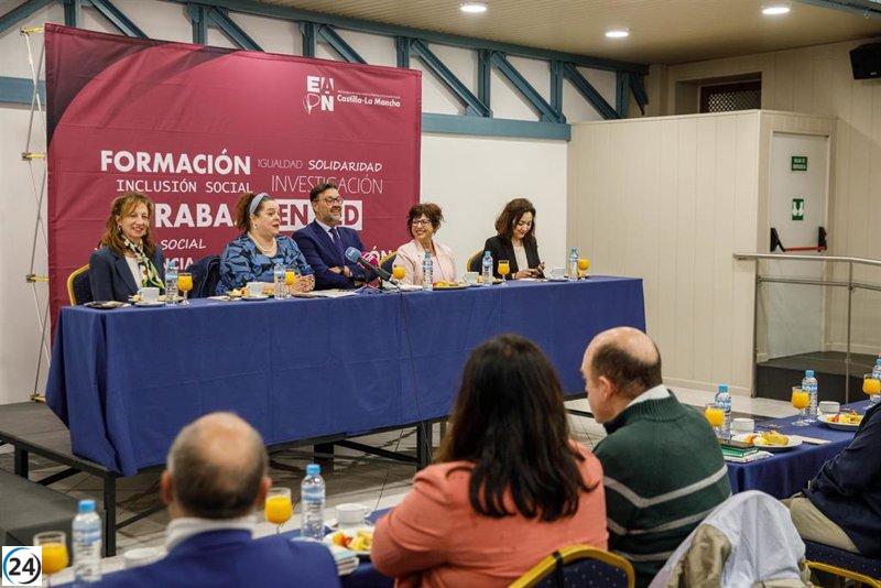 EAPN C-LM aborda pobreza, educación rural y formación profesional en encuentro con el Ministerio.