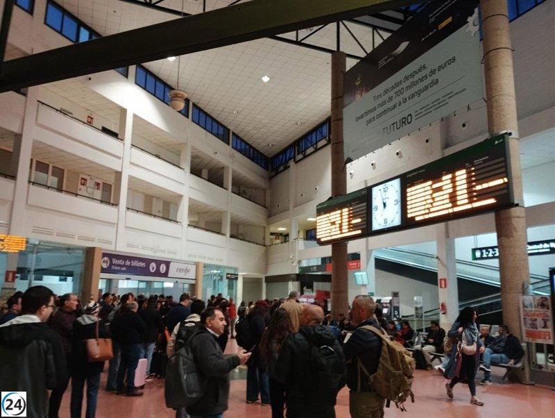 Solicitan usuarios de AVANT Ciudad Real-Toledo a Adif y Renfe un plan de emergencia por robos de cable.