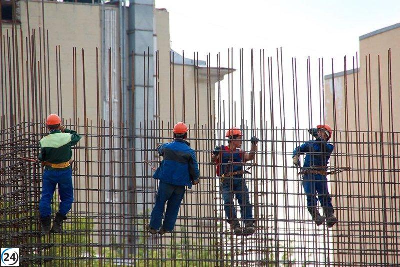 Desempleo en C-LM disminuye en 3.472 en abril, con un total de 127.277 sin empleo.