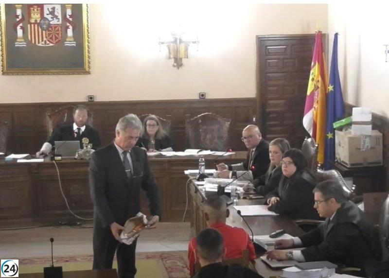 El sospechoso del crimen en Tarancón admite el uso del cuchillo que usó para apuñalar a su esposa.