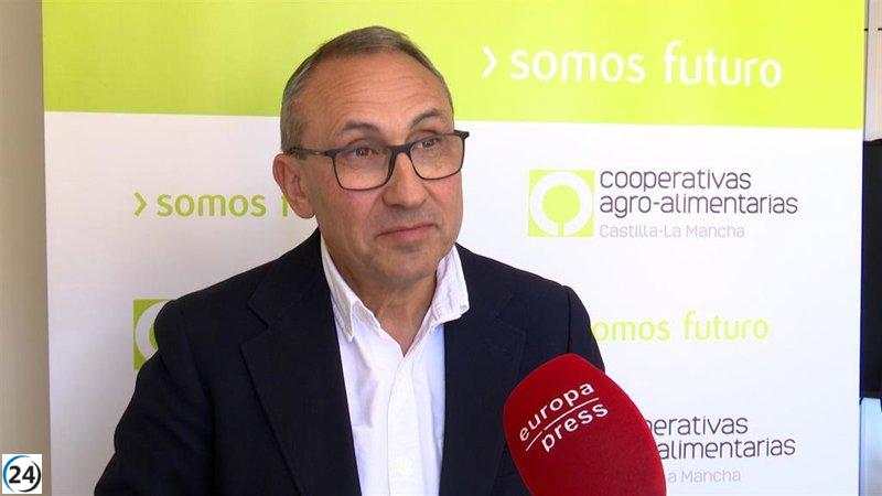 Cooperativas Agro-alimentarias reconoce la excelencia del sector en gala de premios en Albacete.