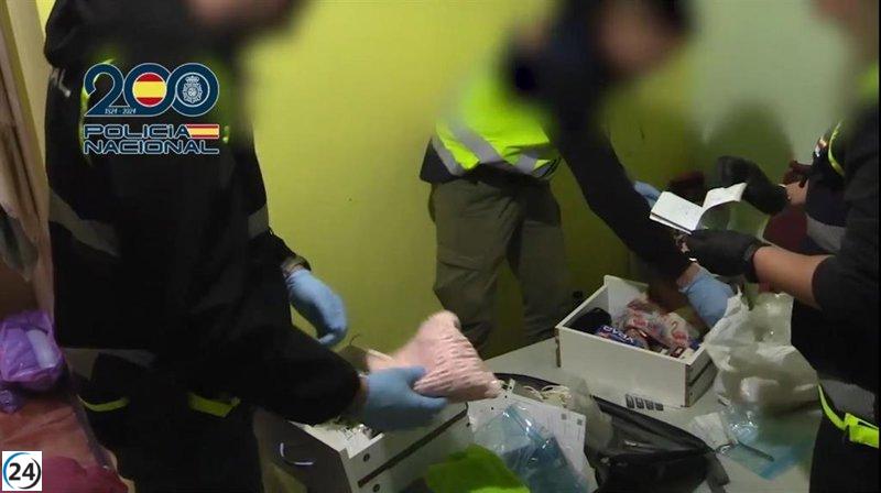 Desmantelan red de trata en Murcia y Albacete; 18 mujeres rescatadas y 11 arrestados.