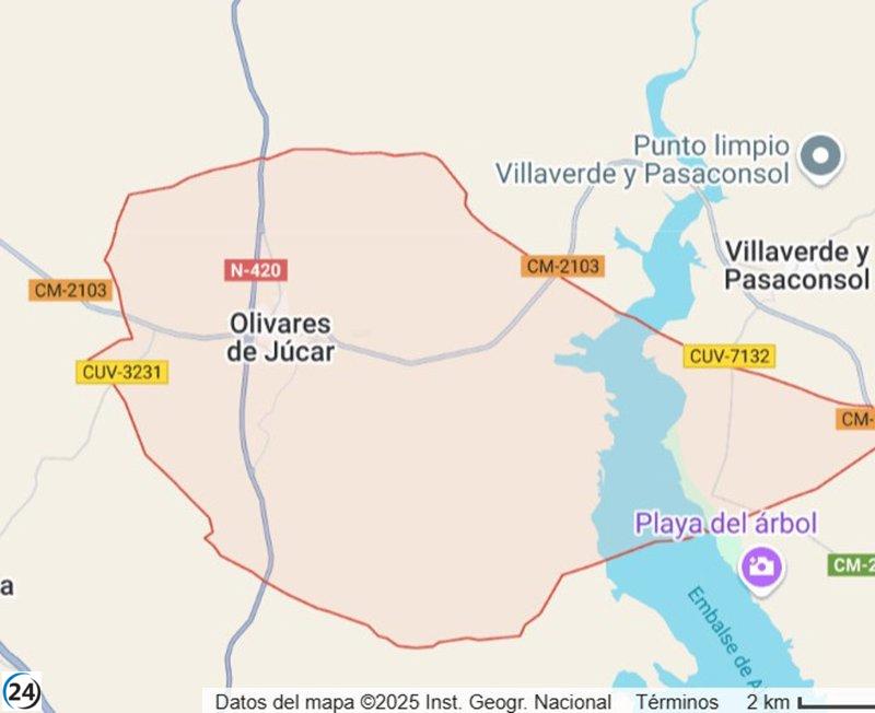 Hallan un cadáver incinerado en un coche en Olivares del Júcar.