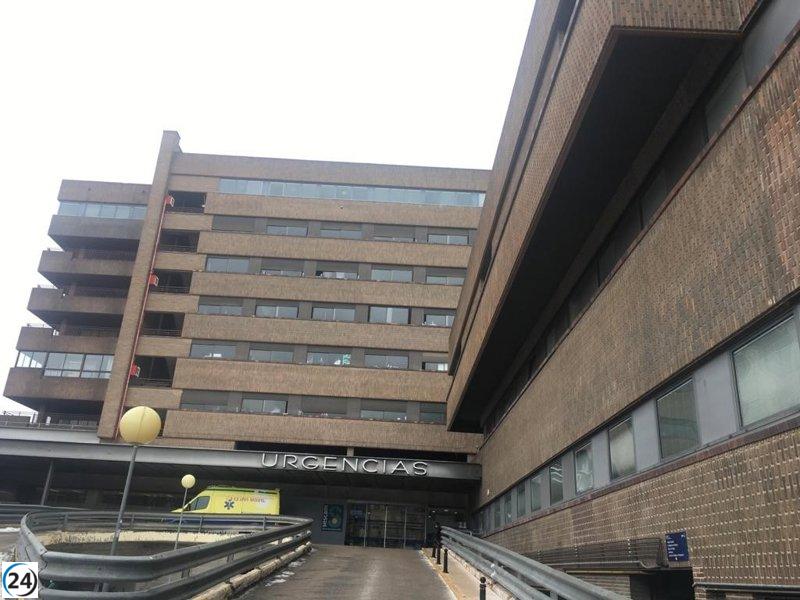 Cuatro personas hospitalizadas por humo en incendio de vivienda en Albacete.