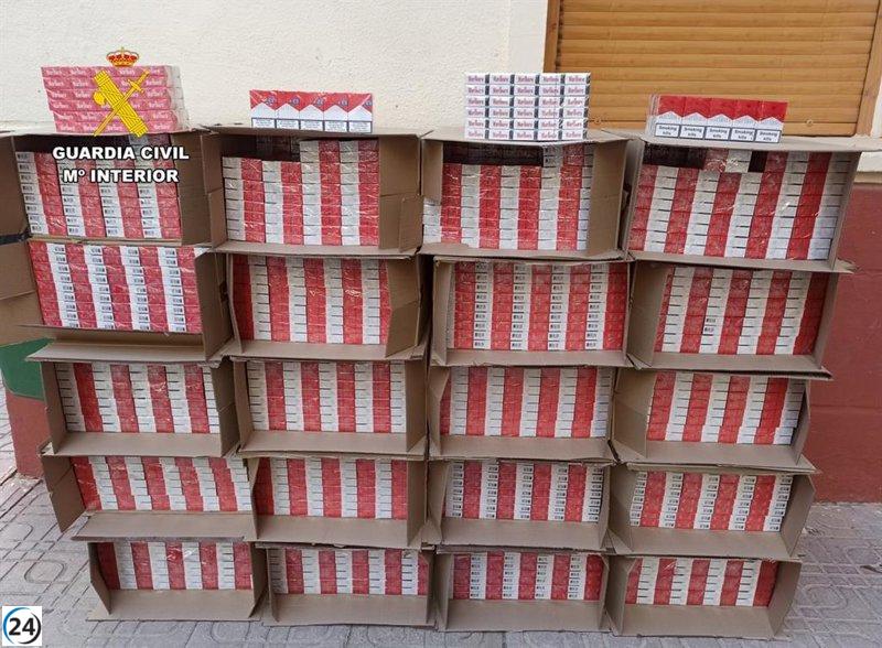 La Guardia Civil en Albacete arresta a un individuo y confisca 200,000 cigarrillos ilegales.