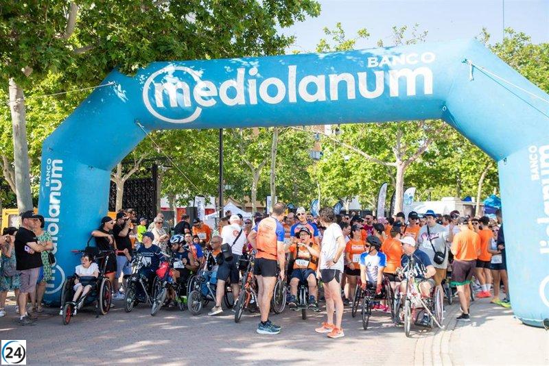 Albacete impulsa la inclusión con 400 corredores en la Carrera Amiab.