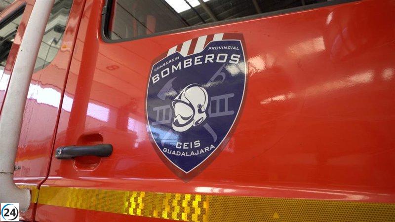 El incendio en la farmacéutica de Azuqueca ya ha sido controlado por los bomberos.