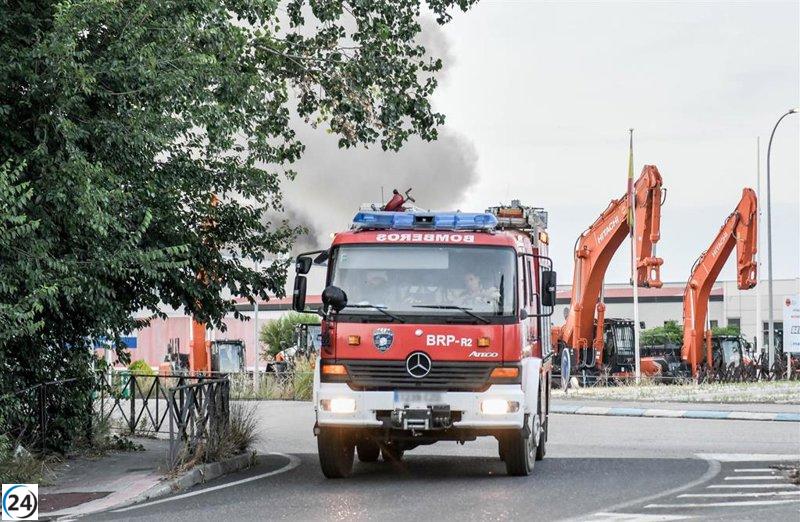 Bomberos de Azuqueca reciben el alta tras ser atendidos por incendios.