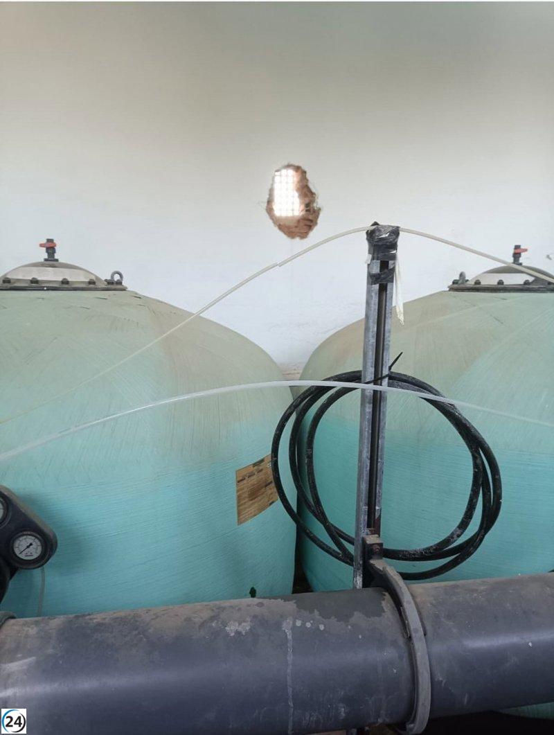 Mota del Cuervo condena vandalismo constante en su piscina pública.