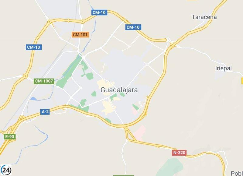 Un anciano de 88 años muere al ser atropellado en la A-2 en Guadalajara.