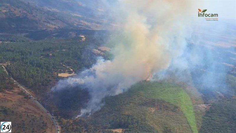 Fuego en Salobre extinguido tras horas de trabajo.