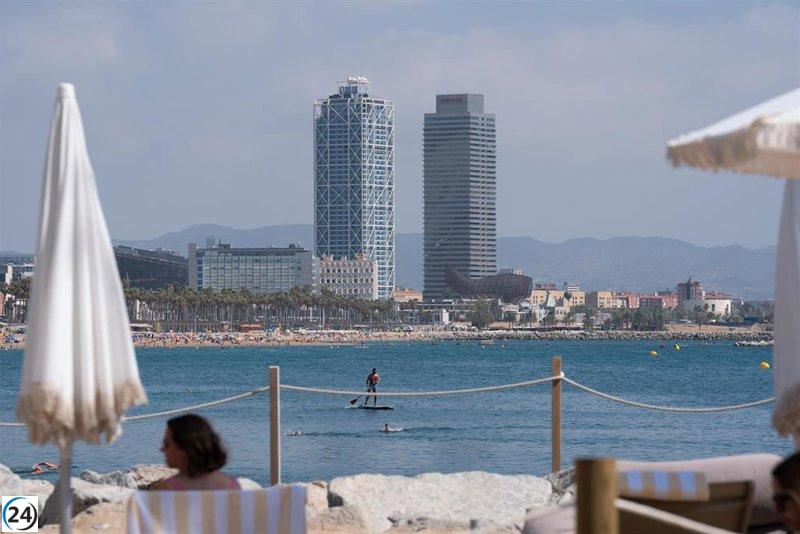 Aemet advierte que la intensa ola de calor persistirá hasta el jueves, alcanzando 40ºC en el sur y noches superiores a 20ºC.