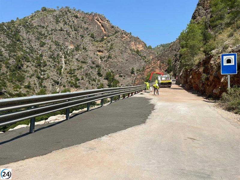 Castilla-La Mancha reabre la CM-3203 que conecta Ayna y Elche de la Sierra.