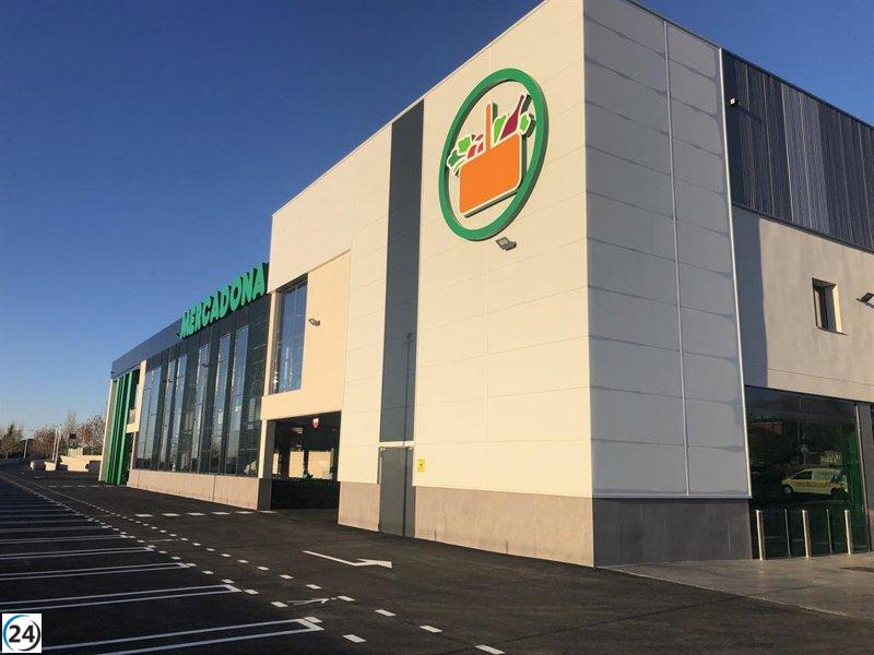 Mercadona inaugura un nuevo establecimiento en la calle Hermanos Becerril de Cuenca.