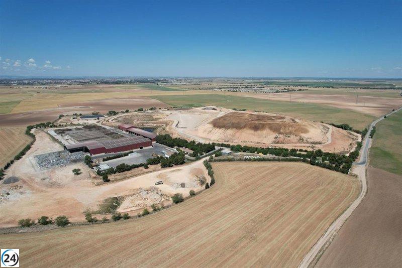 Albacete instalará una planta solar en su centro de residuos para abastecer el 85% de su energía.