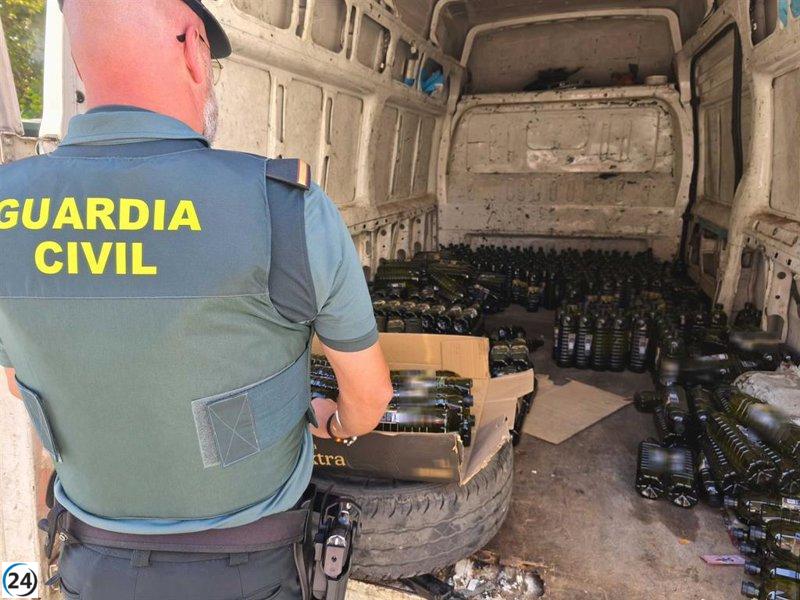 Detenidos por sustraer 511 botellas de aceite de oliva de un camión en la A-2.
