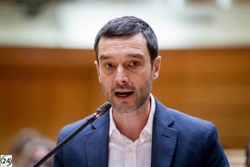 Bustinduy se presenta este viernes en el comedor escolar del colegio Ana Soto de Albacete.