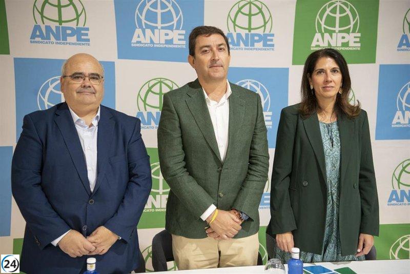 ANPE insta a los partidos a cesar el enfrentamiento mediático en torno a la educación en el Día del Docente.