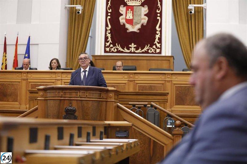 PSOE desestima propuesta del PP para crear comisión del sector vitivinícola, alegando su falta de necesidad.