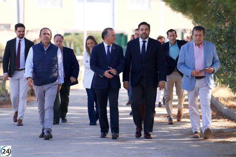 Núñez insta a Page a que sus diputados voten en contra del aumento de la cuota de autónomos en el Congreso.