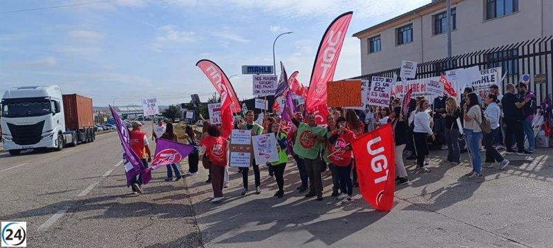 Los empleados de Mahle decidirán este viernes en asamblea sobre la huelga.