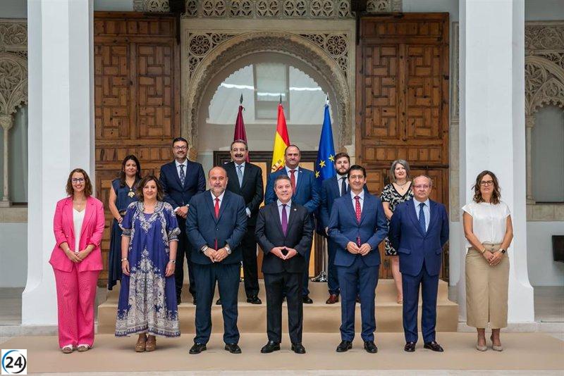 Caballero lidera salarios en el Consejo de Gobierno con 61.822,79 euros; Martínez Lizán se queda atrás.