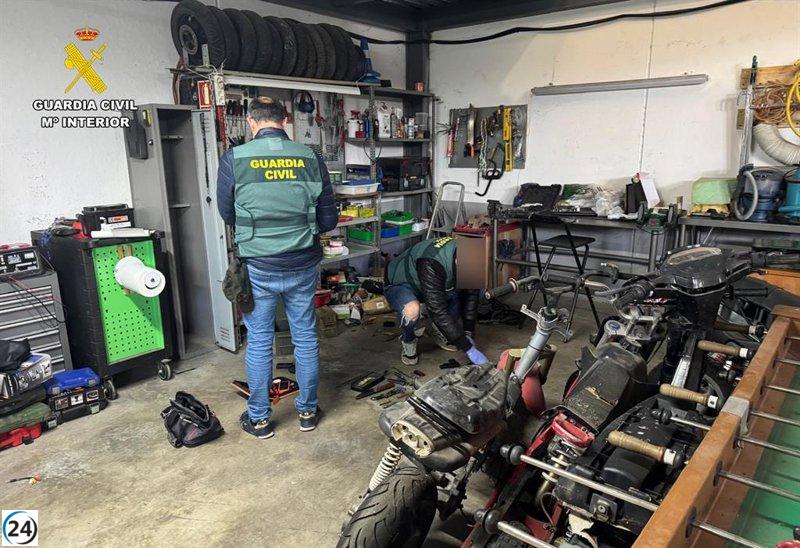 Tres arrestados por un robo de 35.000 euros en Alcalá del Júcar.